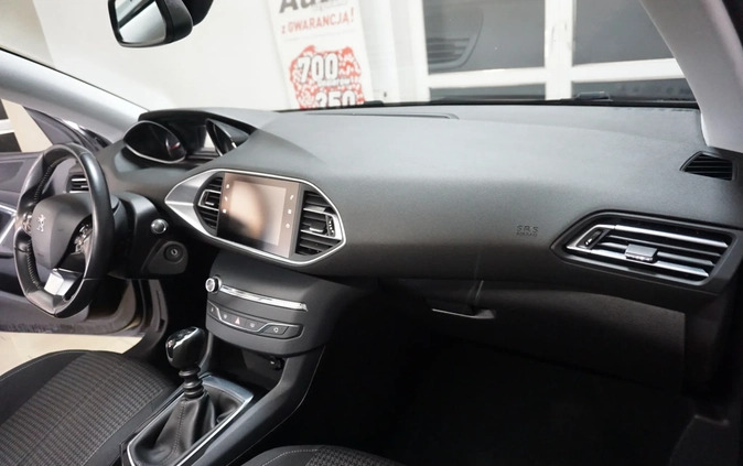 Peugeot 308 cena 28900 przebieg: 211000, rok produkcji 2016 z Miastko małe 466